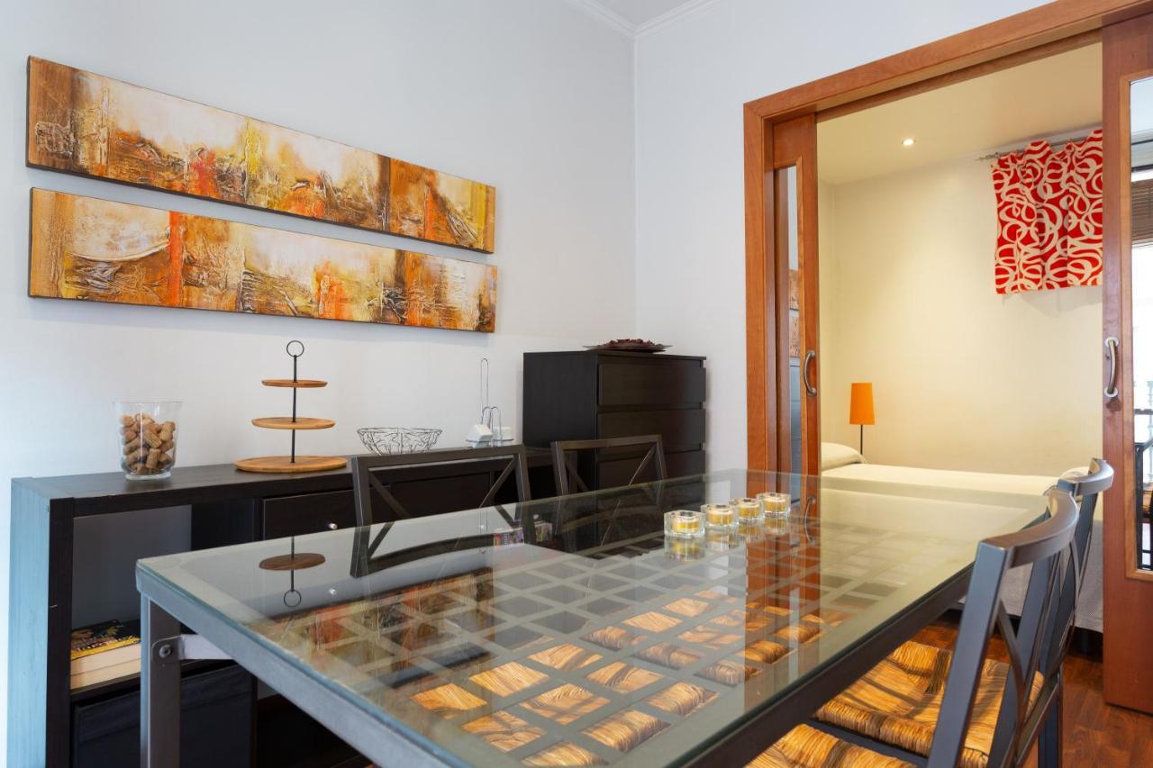 Aparteasy - Turo Park With Lovely Balcony Barcelona Eksteriør billede