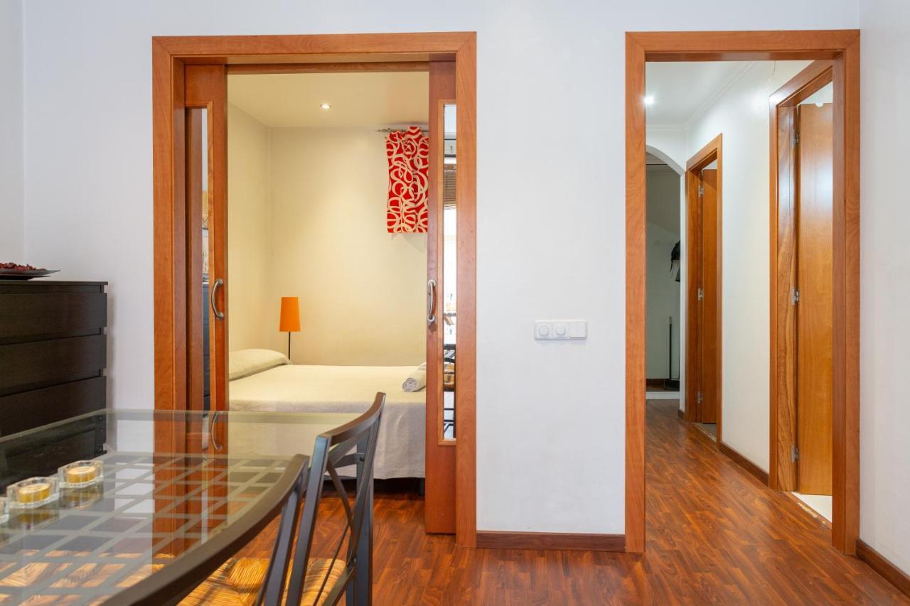 Aparteasy - Turo Park With Lovely Balcony Barcelona Eksteriør billede